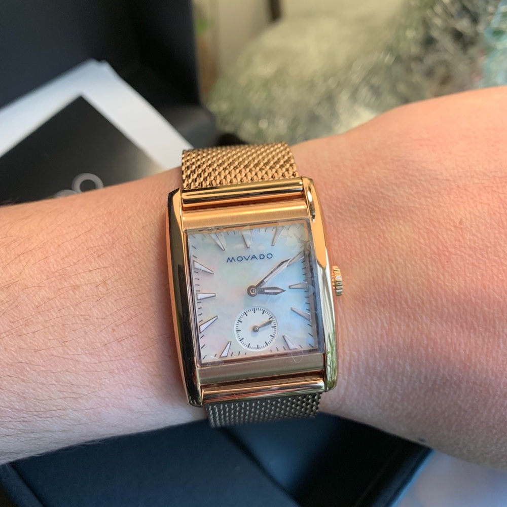 SOLD⛔️Authentic Movado Mother of pearl rose Gold - Picture 3 of 8